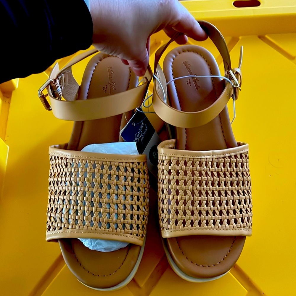 Wedges size 8